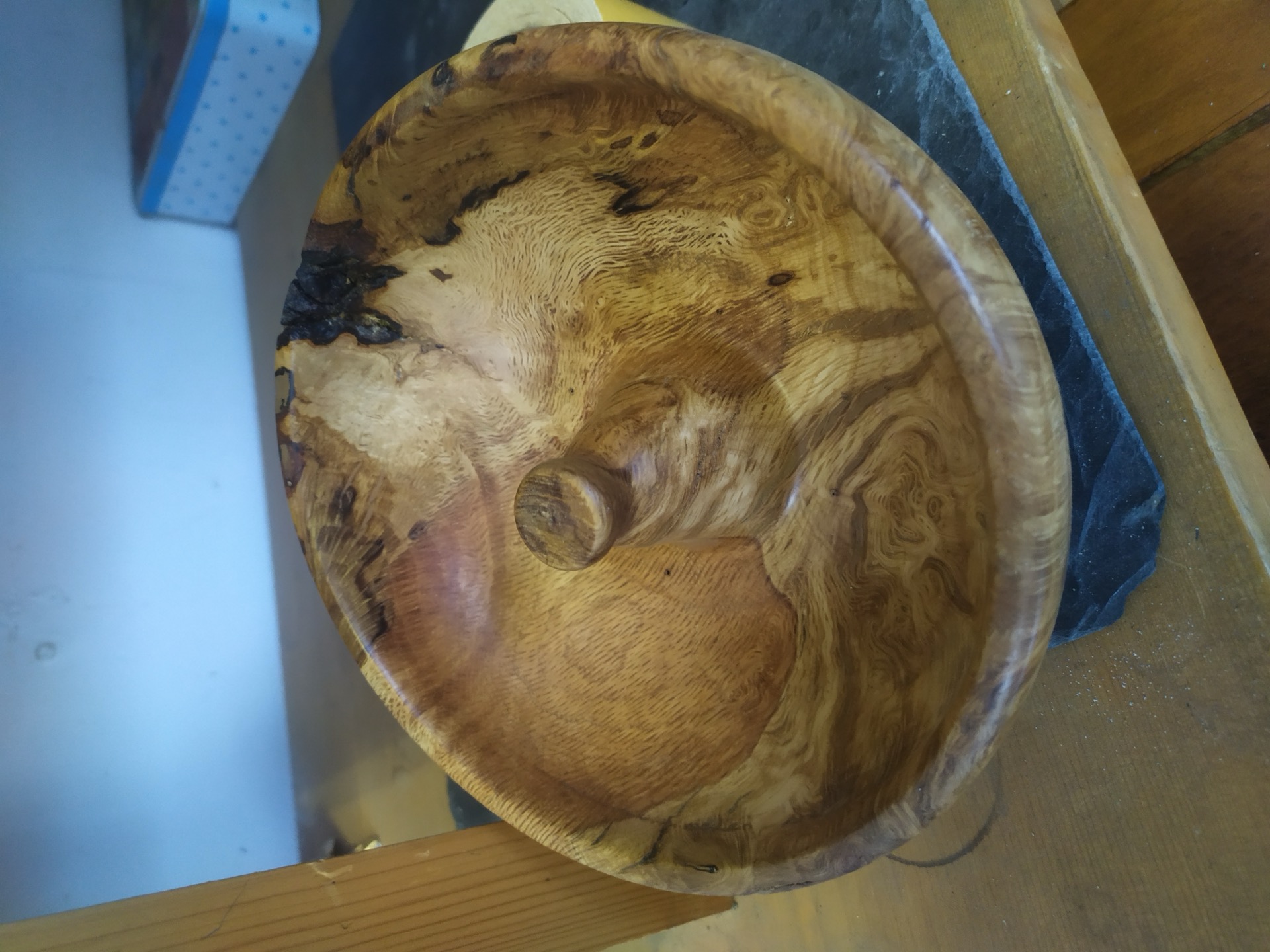 Tournage sur bois — détail